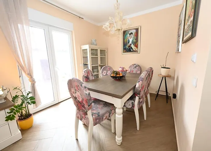 Family Friendly House With A Swimming Pool Ninski Stanovi, Zadar - 17812 Prázdninový dům